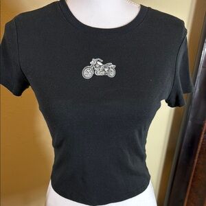 Black Graphic Tee size medium HomeGirl Society